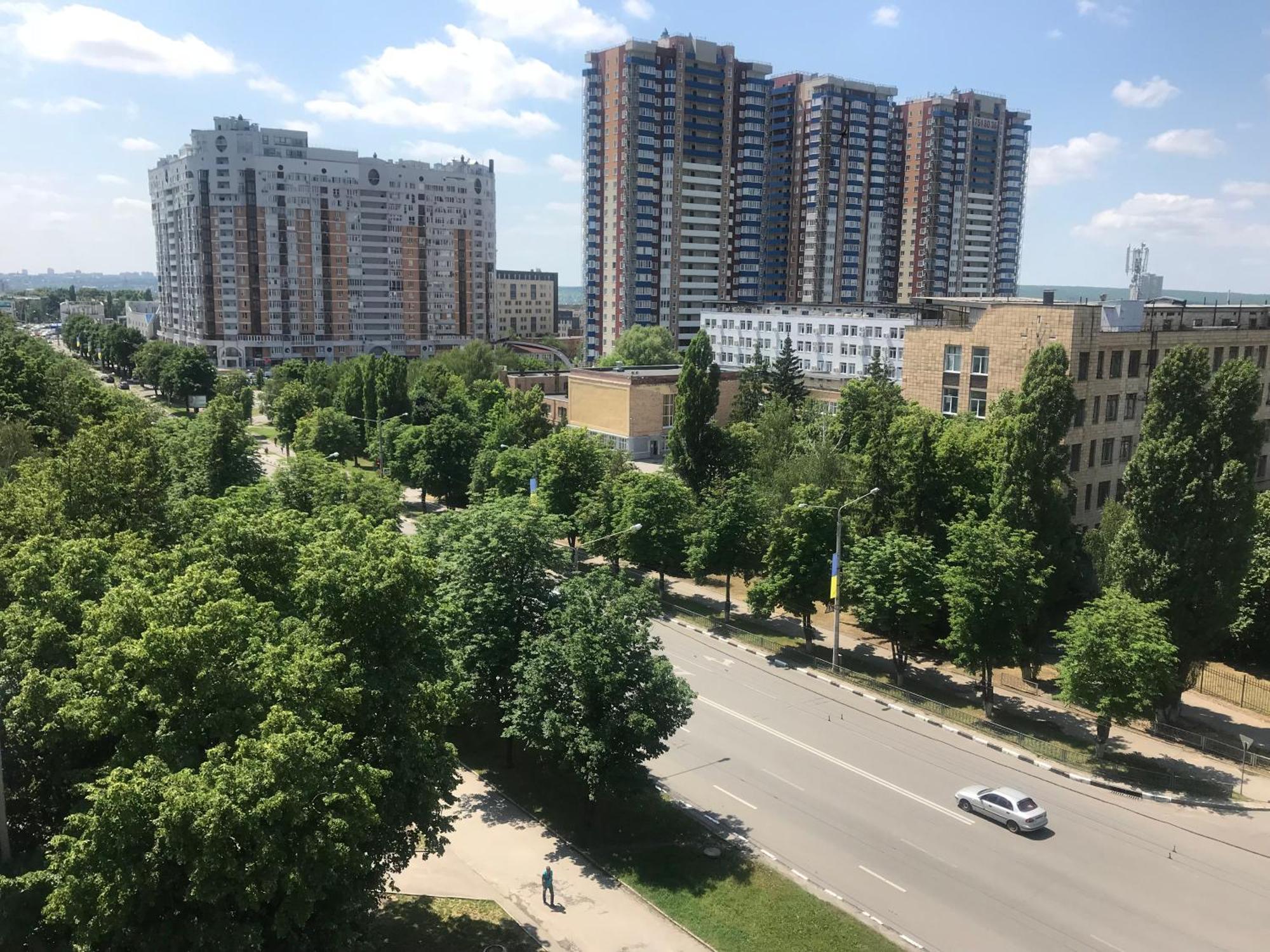 Modern Apartment With Panoramic View Near Metro 23August Charkiv Exteriör bild